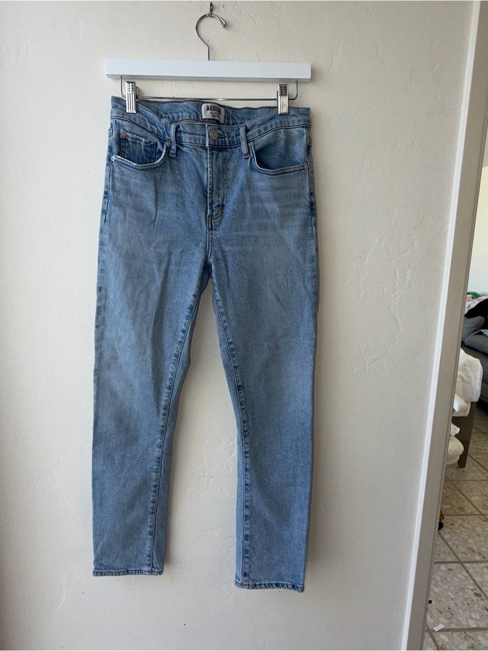 AGOLDE High-Rise Straight-Leg Jeans in Light Blue Wash - Picture 7 of 7